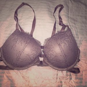 Gray/pewter front clasp Victoria’s Secret bra.